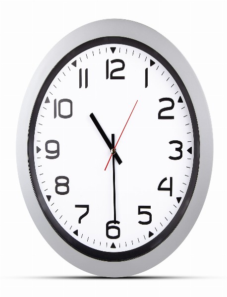 HERA GÜMÜŞ PLASTİK KASA DUVAR SAATİ (350MM) HERA GÜMÜŞ PLASTİK KASA DUVAR SAATİ (350MM)