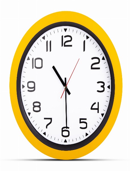 HERA SARI PLASTİK KASA DUVAR SAATİ (350MM)