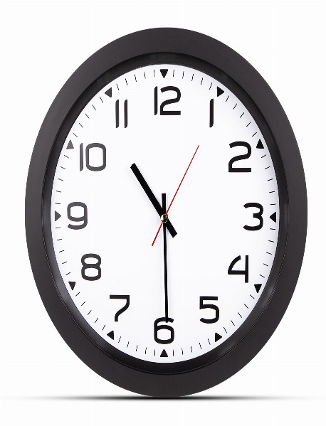 HERA SİYAH PLASTİK KASA DUVAR SAATİ (350MM)